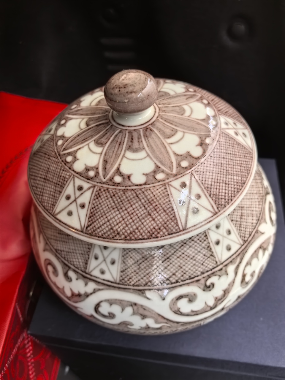 ab25b233-4145-4572-b63b-0bf1eba35aa0