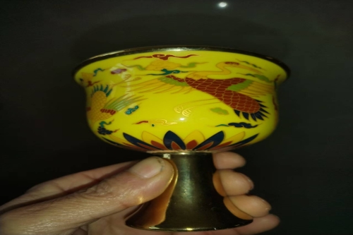 一位来自江西省抚州市的邓老师，有一些藏品和很好的老物件，急需找到爱好的收藏家，有意者请联系我。目前藏友老师比较着急，只要您是真心诚意想要收藏，一切好商量。