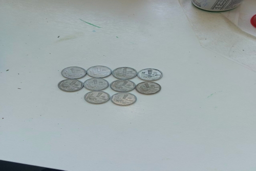  一位来自河南省焦作市的崔老师，有一些藏品和很好的老物件，急需找到爱好的收藏家，有意者请联系我。目前藏友老师比较着急，只要您是真心诚意想要收藏，一切好商量。