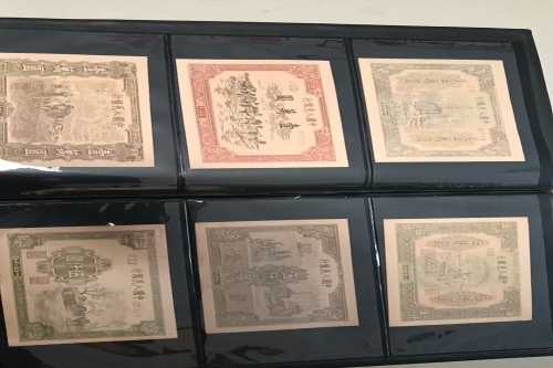 一位来自内蒙古呼和浩特市的夏老师，有一些藏品和很好的老物件，急需找到爱好的收藏家，有意者请联系我。目前藏友老师比较着急，只要您是真心诚意想要收藏，一切好商量。