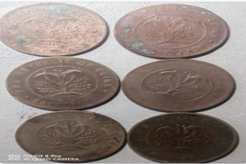 一位来自湖南省怀化市的杨老师，有一些藏品和很好的老物件，急需找到爱好的收藏家，有意者请联系我。目前藏友老师比较着急，只要您是真心诚意想要收藏，一切好商量。