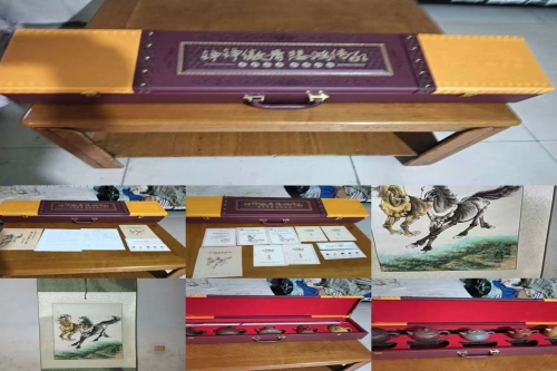 一位来自河南省安阳市的张老师，有一些藏品和很好的老物件，急需找到爱好的收藏家，有意者请联系我。目前藏友老师比较着急，只要您是真心诚意想要收藏，一切好商量。