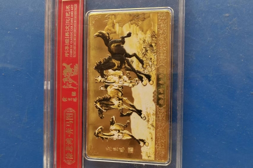 一位来自广东省湛江市的刘老师，有一些藏品和很好的老物件，急需找到爱好的收藏家，有意者请联系我。目前藏友老师比较着急，只要您是真心诚意想要收藏，一切好商量。