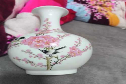 一位来自河南省商水县的张老师，有一些藏品和很好的老物件，急需找到爱好的收藏家，有意者请联系我。目前藏友老师比较着急，只要您是真心诚意想要收藏，一切好商量。