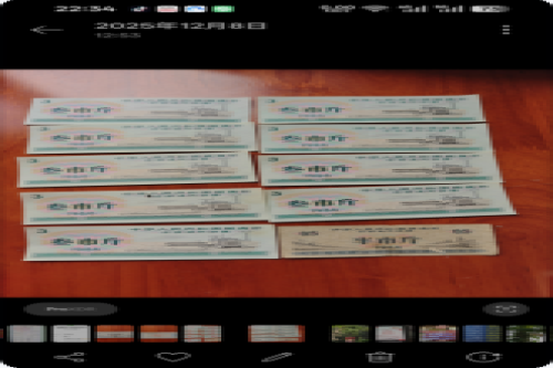 一位来自海南省琼海市的李老师，有一些藏品和很好的老物件，急需找到爱好的收藏家，有意者请联系我。目前藏友老师比较着急，只要您是真心诚意想要收藏，一切好商量。 1.260121180