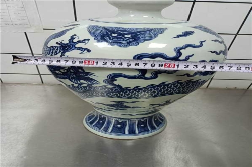 一位来自陕西省商洛市的杜老师，有一些藏品和很好的老物件，急需找到爱好的收藏家，有意者请联系我。目前藏友老师比较着急，只要您是真心诚意想要收藏，一切好商量。