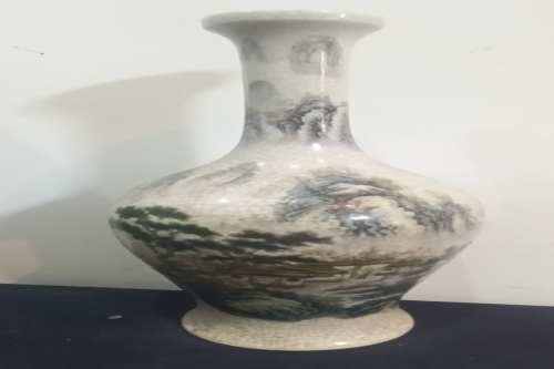 一位来自四川省成都市的吴老师，有一些藏品和很好的老物件，急需找到爱好的收藏家，有意者请联系我。目前藏友老师比较着急，只要您是真心诚意想要收藏，一切好商量。