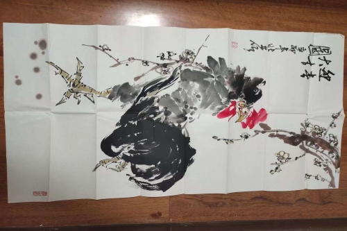 一位来自甘肃省定西市的朱老师，有一些藏品和很好的老物件，急需找到爱好的收藏家，有意者请联系我。目前藏友老师比较着急，只要您是真心诚意想要收藏，一切好商量。