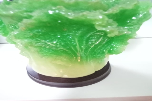 一位来自北京市通州区的侯老师，有一些藏品和很好的老物件，急需找到爱好的收藏家，有意者请联系我。目前藏友老师比较着急，只要您是真心诚意想要收藏，一切好商量。