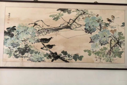 一位来自山东省烟台市的刘老师，有一些藏品和很好的老物件，急需找到爱好的收藏家，有意者请联系我。目前藏友老师比较着急，只要您是真心诚意想要收藏，一切好商量。