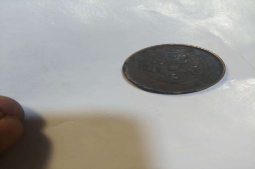 一位来自青海省大通县乡的赵老师，有一些藏品和很好的老物件，急需找到爱好的收藏家，有意者请联系我。目前藏友老师比较着急，只要您是真心诚意想要收藏，一切好商量。