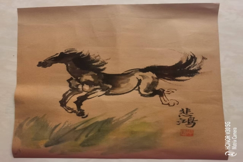 一位来自四川省宜宾市的郑老师，有一些藏品和很好的老物件，急需找到爱好的收藏家，有意者请联系我。目前藏友老师比较着急，只要您是真心诚意想要收藏，一切好商量。