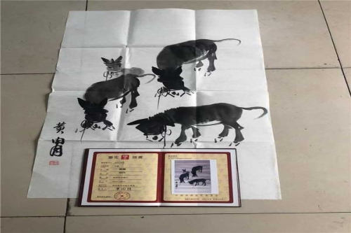 一位来自广东省东莞市的李老师，有一些藏品和很好的老物件，急需找到爱好的收藏家，有意者请联系我。目前藏友老师比较着急，只要您是真心诚意想要收藏，一切好商量。