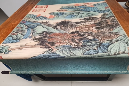 一位来自浙江省嘉兴市的贺老师，有一些藏品和很好的老物件，急需找到爱好的收藏家，有意者请联系我。目前藏友老师比较着急，只要您是真心诚意想要收藏，一切好商量。