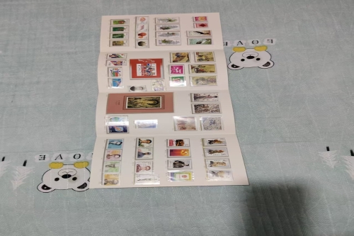 一位来自北京市通州区的徐老师，有一些藏品和很好的老物件，急需找到爱好的收藏家，有意者请联系我。目前藏友老师比较着急，只要您是真心诚意想要收藏，一切好商量。