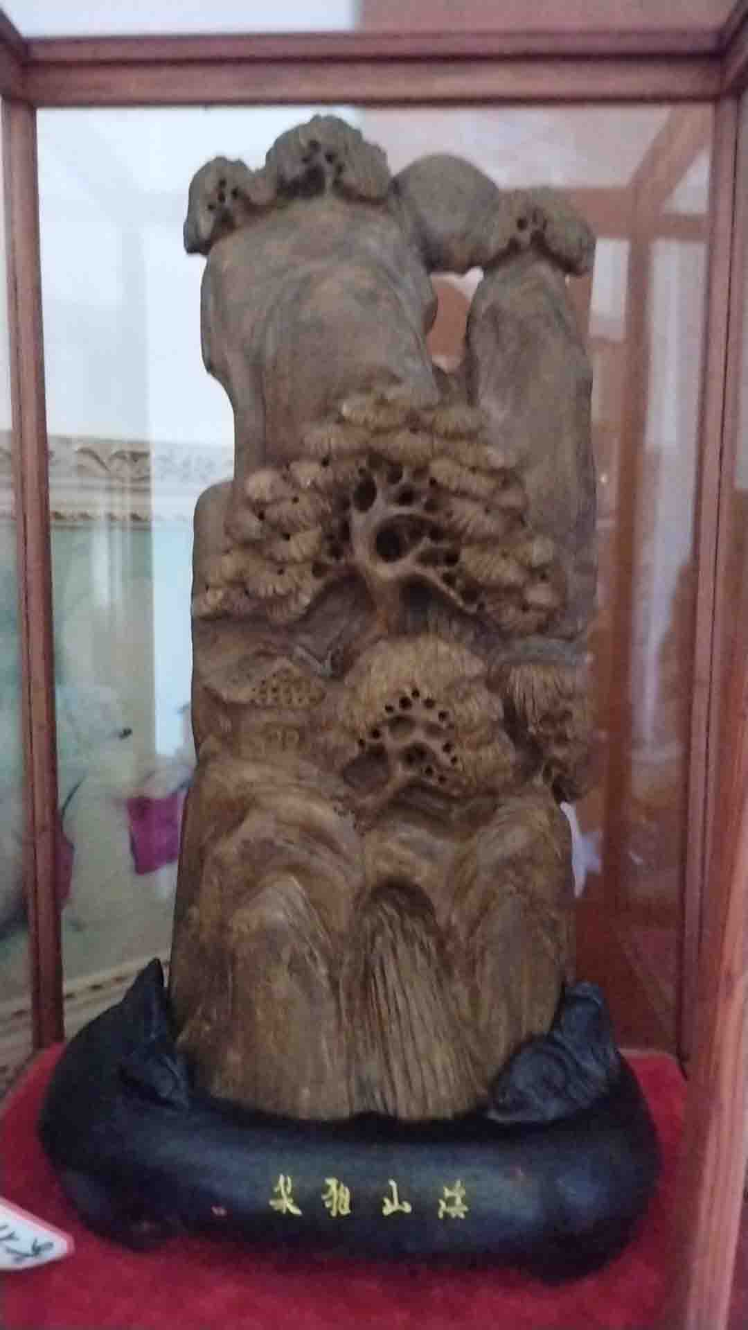乱山怪石 乱山怪石